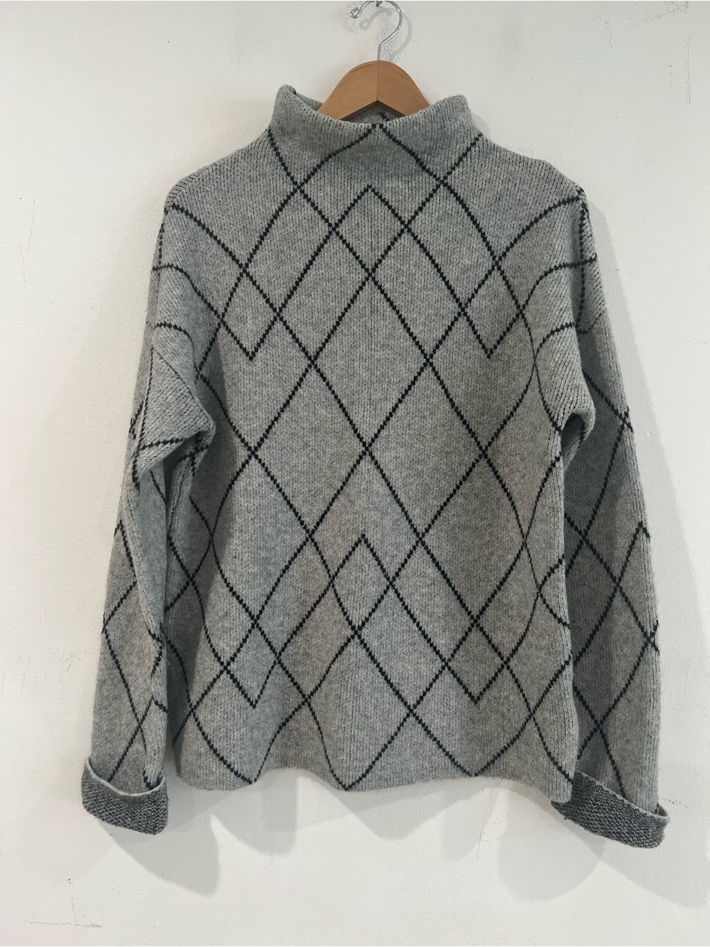 CRISTIAN SIRIANO Gray Argyle Mock Neck Sweater - Women M